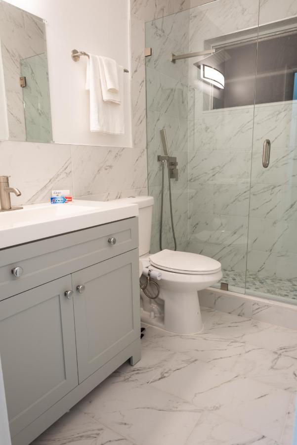 New Star Suite Two North Miami Beach Exteriör bild